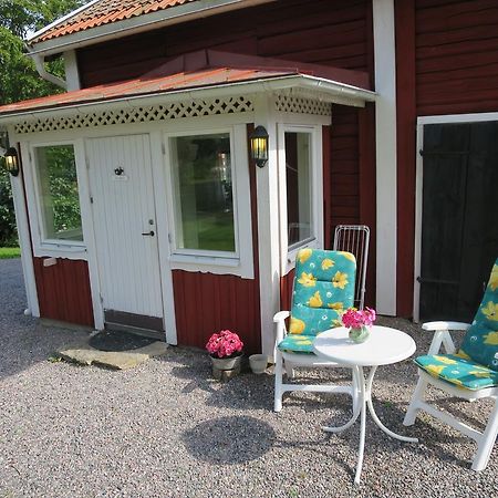 Huldas Gard Kumla  Zimmer foto